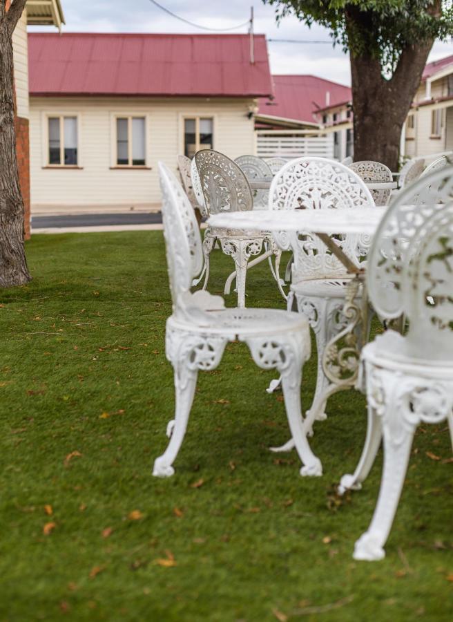 Golfers Inn Tenterfield Bagian luar foto